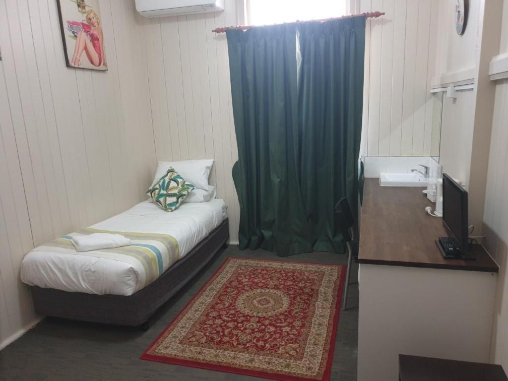Exchange Hotel Toogoolawah Esterno foto