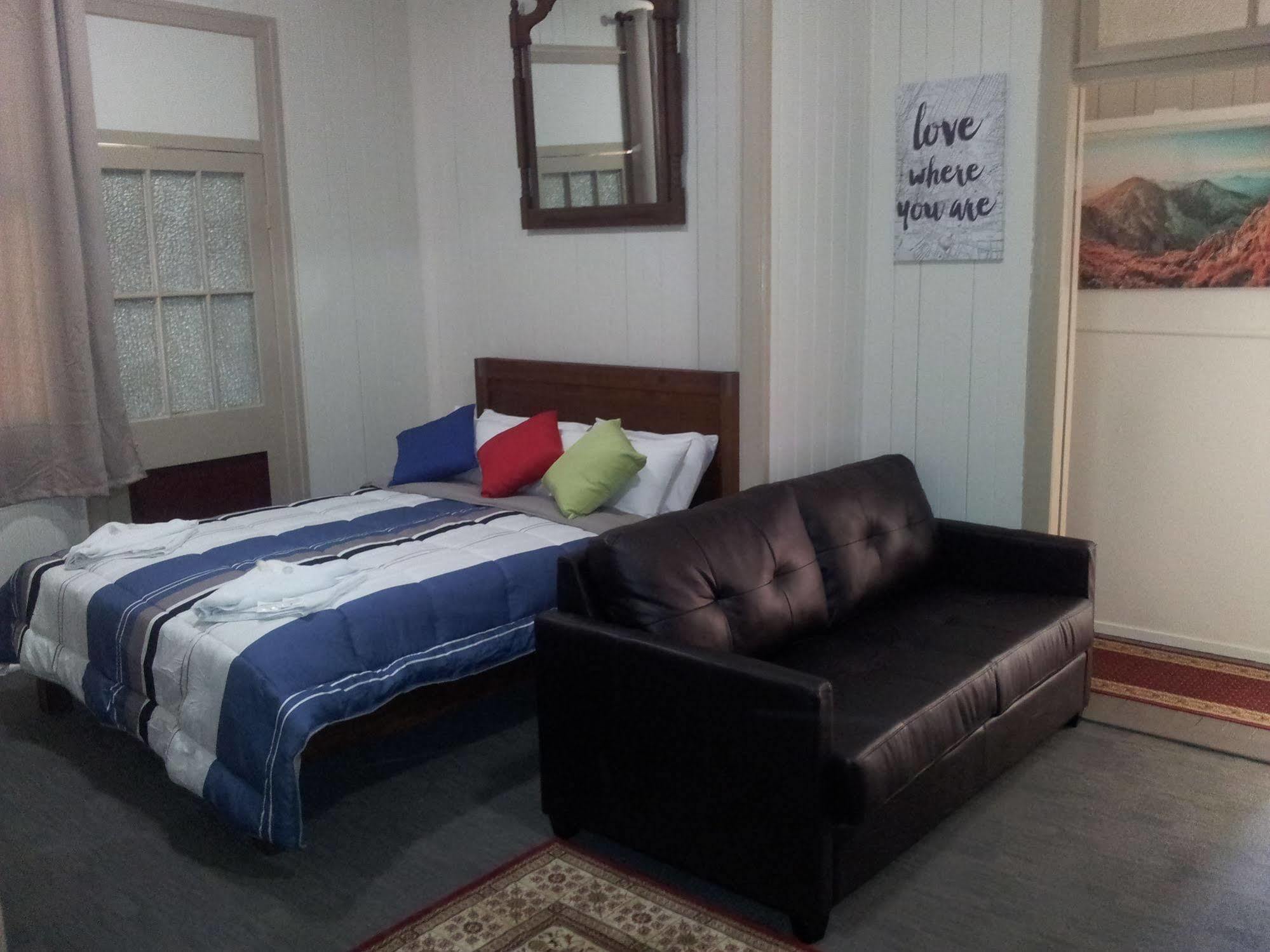 Exchange Hotel Toogoolawah Esterno foto